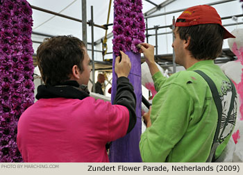 Float Decorating 2009 Bloemencorso Zundert Photo