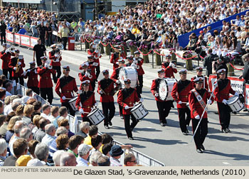 De Glazen Stad, 's-Gravenzande, Netherlands 2010 Bloemencorso Zundert Photo