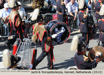 Jacht en Trompetterkorps, Gemert, Netherlands 2010 Bloemencorso Zundert Photo