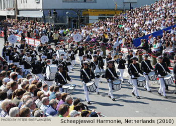 Scheepjeswol Harmonie, Veenendaal, Netherlands 2010 Bloemencorso Zundert Photo