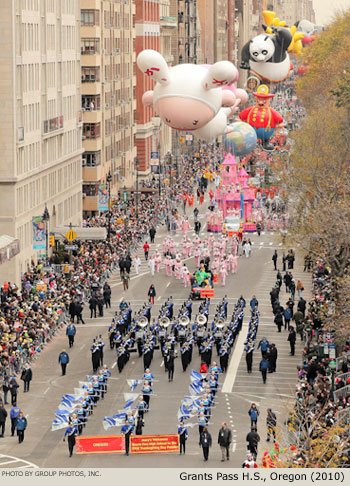 Grants Pass High School Marching Band 2010 Macy's Thanksgiving Day Parade Photo