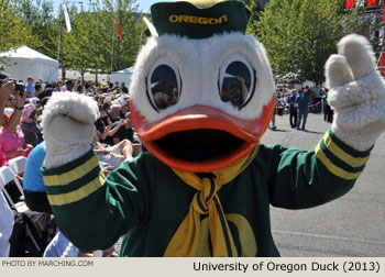 University of Oregon Duck 2013 Grand Floral Parade Photo