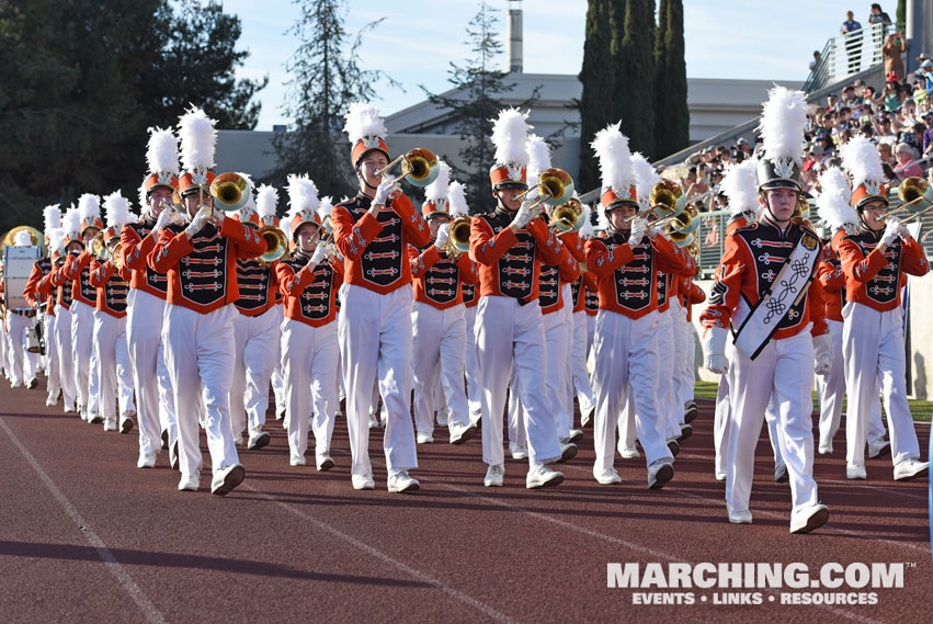 Pennsbury High School Long Orange Line Marching Band, Fairless Hills, Pennsylvania - 2017/2018 Tournament of Roses Bandfest Photo